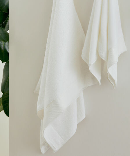 FLARE TOWEL - 2