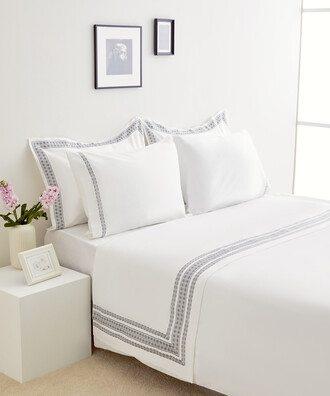 FLOSSY BEDSIDE SET - 4