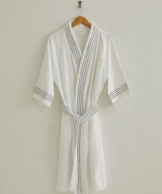 SUBTLE STITCH BATHROBE - 2