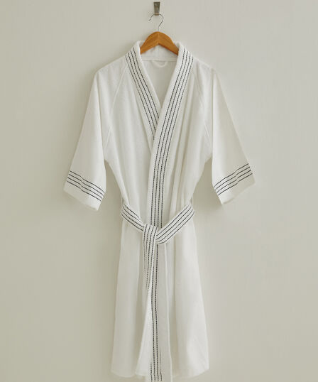 SUBTLE STITCH BATHROBE - 2
