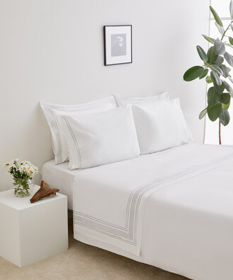 SUBTLE STITCH DUVET COVER SET - 1