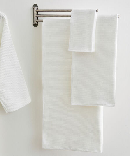 SULTANS COLLECTION TOWEL - 1