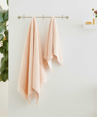 PLUSH TOWEL - 2